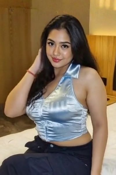 Divya independent call girl Madhapur Hyderabad