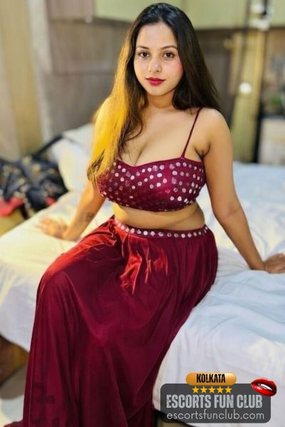 Divya top rated south indian escort Ballygunge kolkata