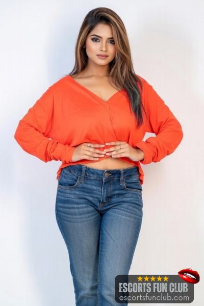 Esha celebrity escort Candolim Goa