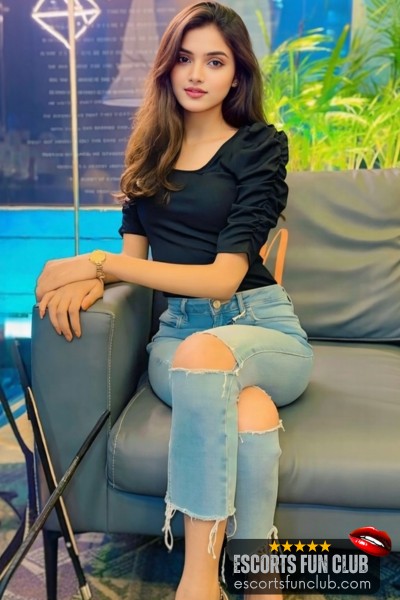 Esha VIP escort Vesu Surat
