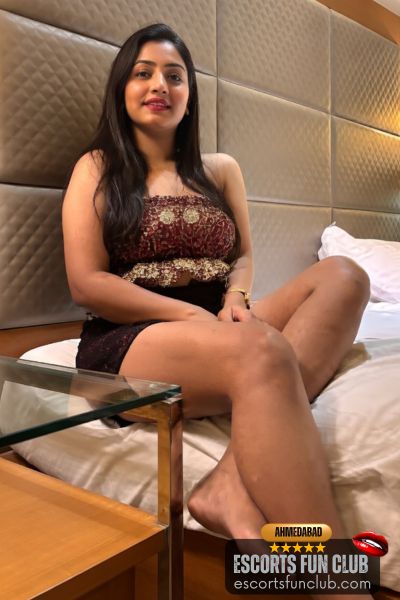 Kavita college call girl Paldi Ahmedabad