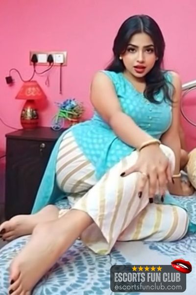 Kavya outcall escort Madhapur Hyderabad