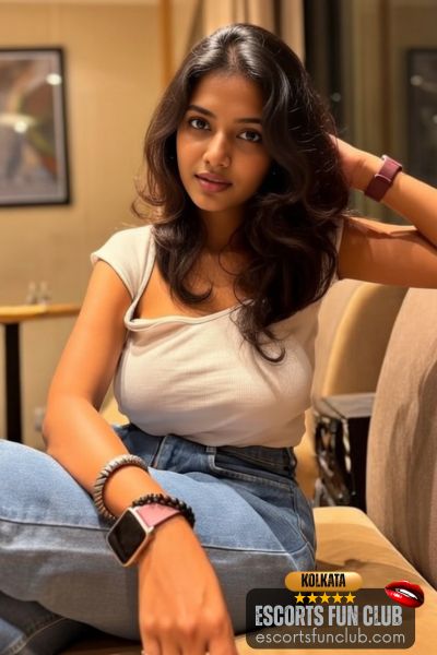 Keerthi mallu escort Salt Lake kolkata