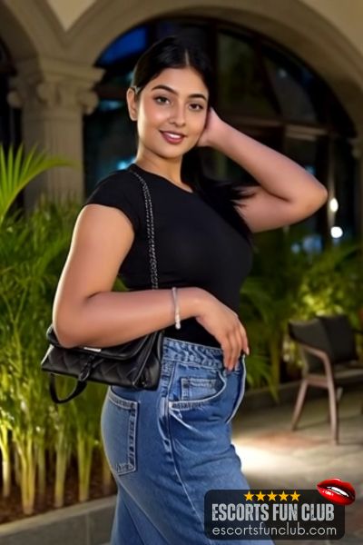 Lavanya model escort Begumpet Hyderabad