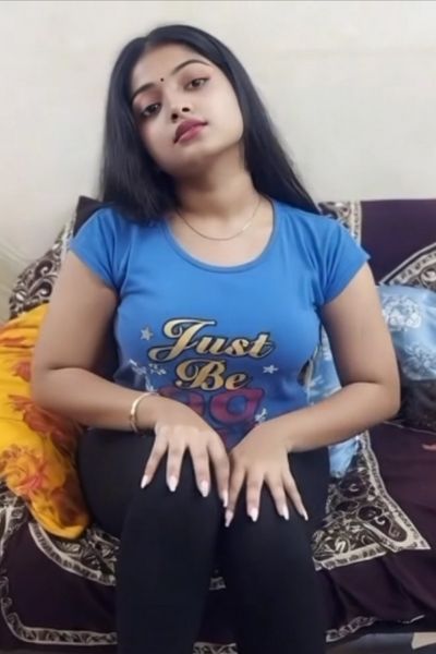 Mahira busty escort Kondapur Hyderabad