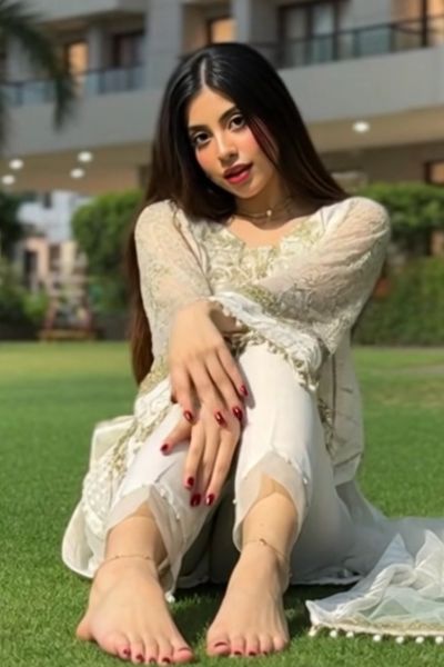 Mariam muslim escort Madhapur Hyderabad