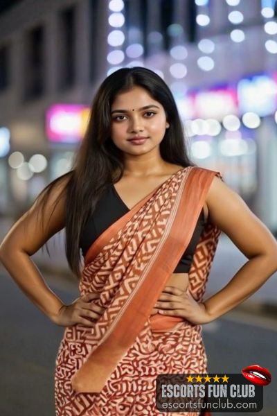 Meera mallu escort Baga Beach Goa