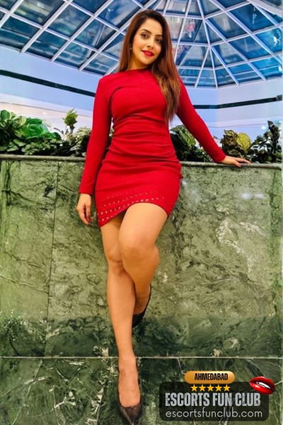 Meera VIP escort Thaltej Ahmedabad