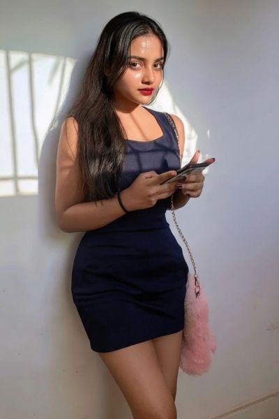 Mila low rate call girl Panaji Goa