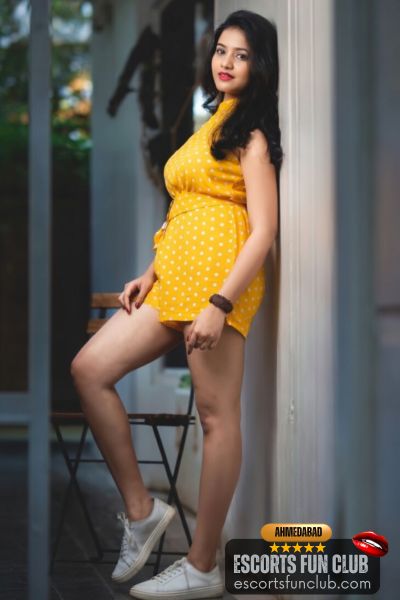 Naisha GFE escort Maninagar Ahmedabad