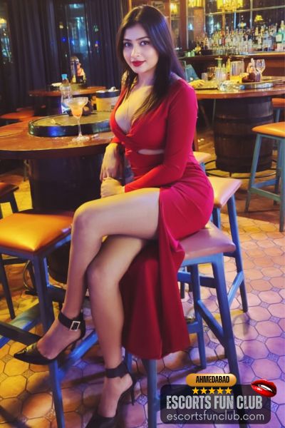 Nandini mallu escort Thaltej Ahmedabad