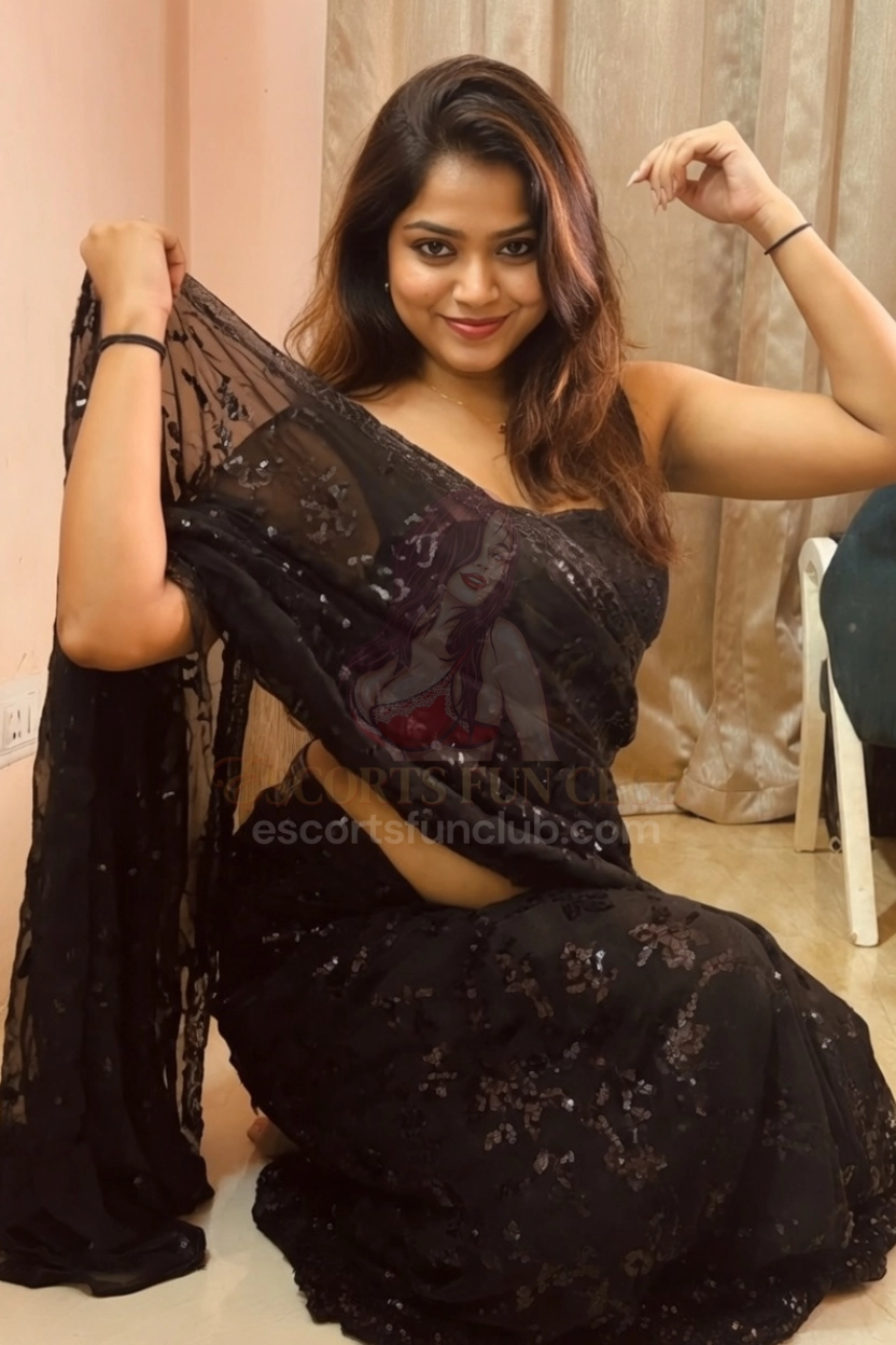 Nayv - Mature Sensual Escort in Dadar Mumbai