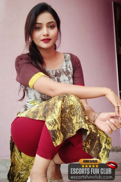 Neha call girl Ambli Ahmedabad