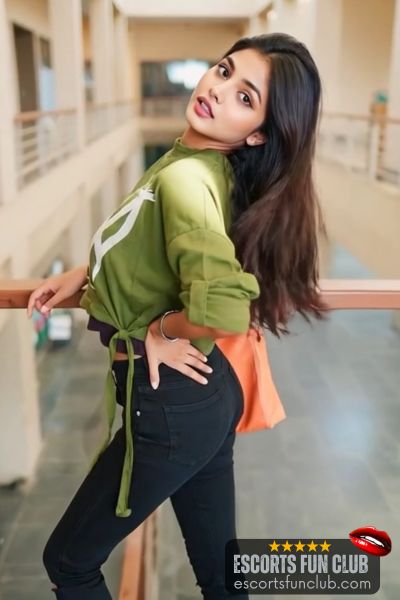 Neha college call girl Dumas Road Surat