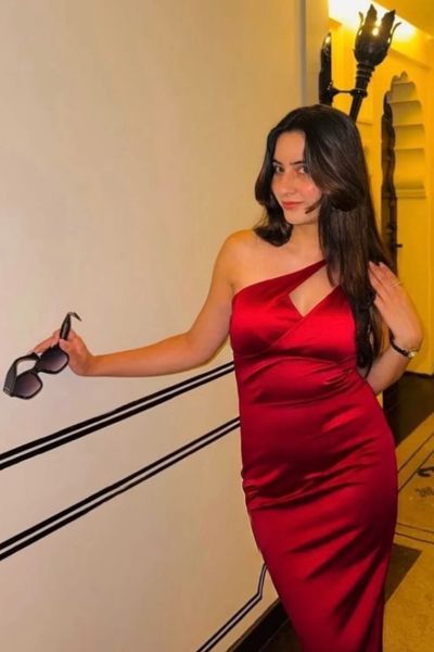 Isha Outstation Travel Escort Mumbai