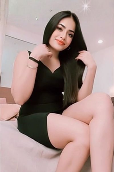 Priya malayalam escort Powai Mumbai