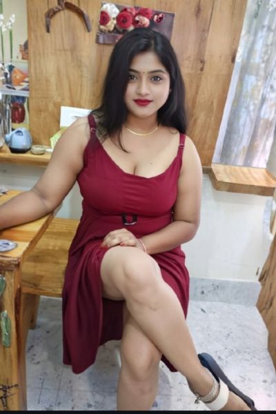 Priyanka busty escort Gachibowli Hyderabad