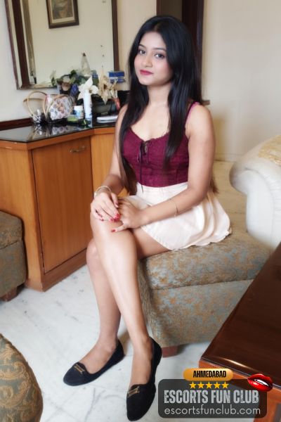 Ruhi gfe escort Thaltej Ahmedabad