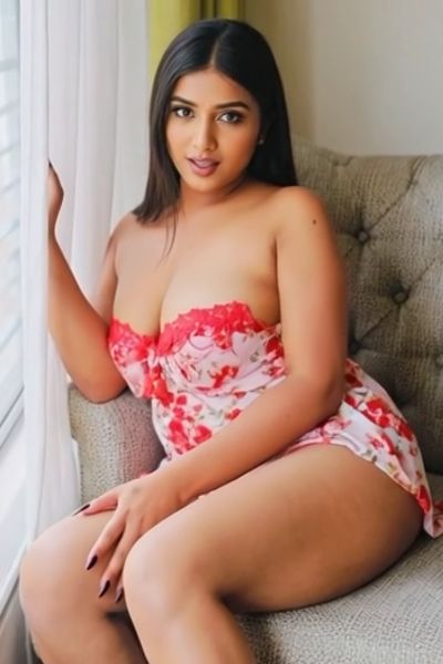 Sara independent call girl Colaba Mumbai
