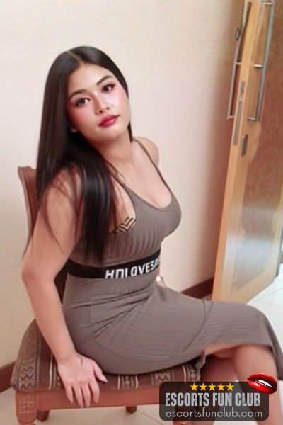 Vritika air hostess escort Athwa Surat