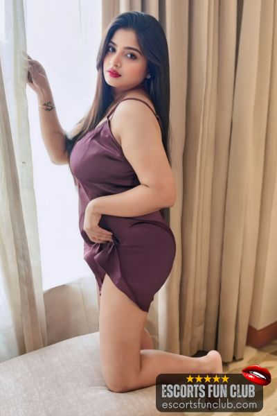 Ayushi body massage escort Anjuna Goa